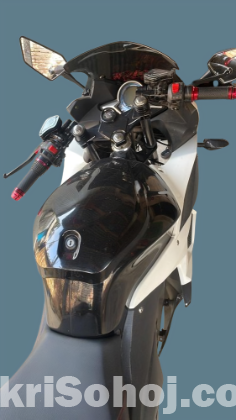 R15 Model ই-বাইক (Daymak EM2)